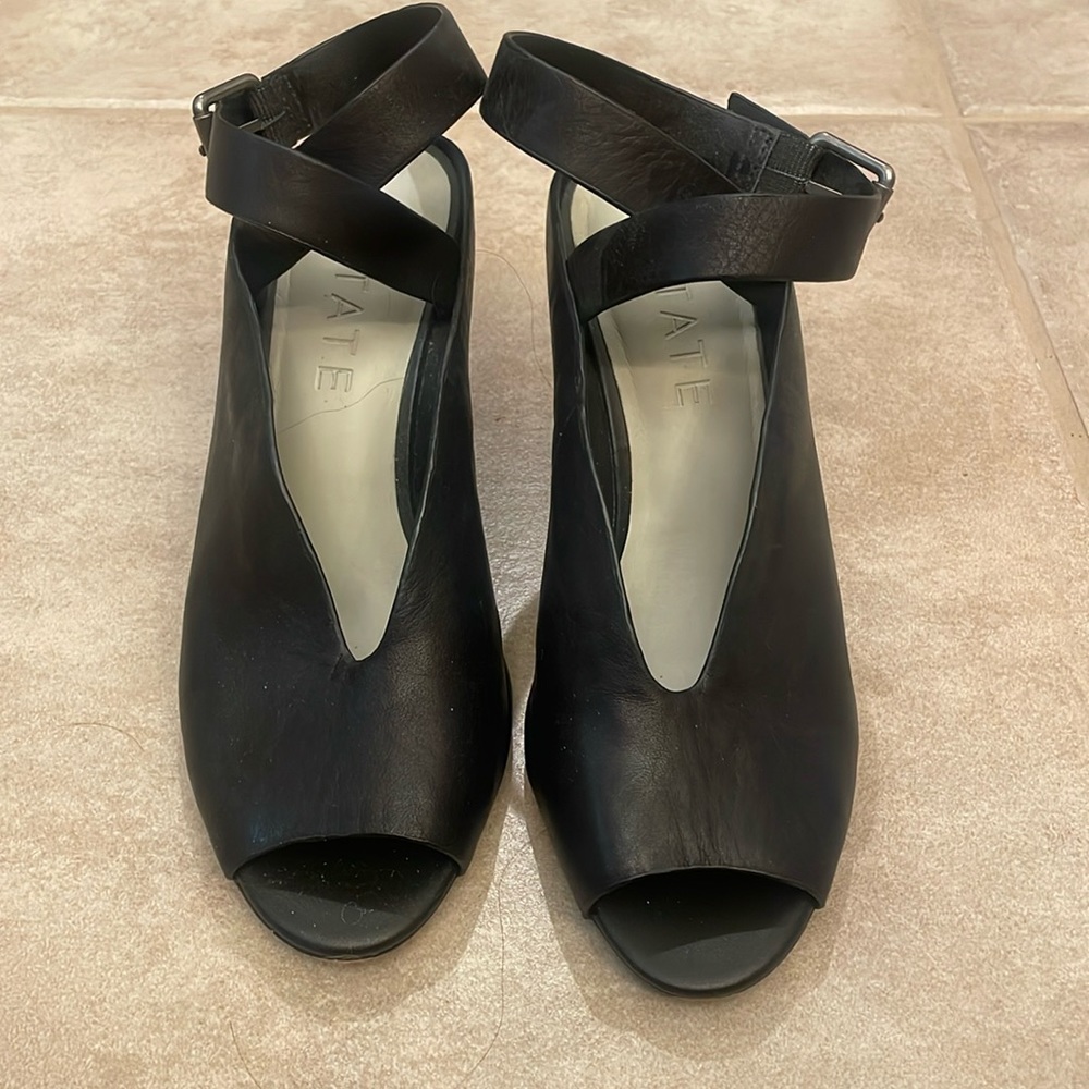 1 State Felidia Leather Wedges